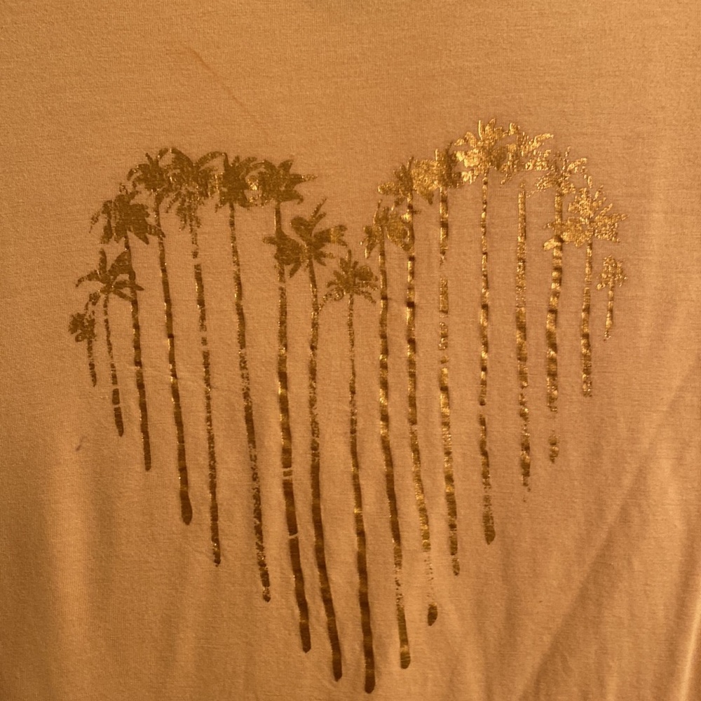 Shirt - Picture 2 of 4